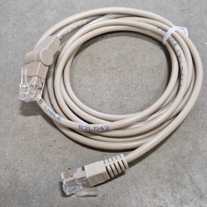 Patchkabel med vinklet kontakt 2m - Thermia