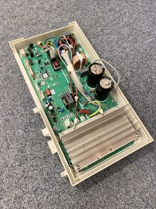 025B. Kretskort for utendørsanlegg på IVT Nordic Inverter 12 LRN-N / PR-N