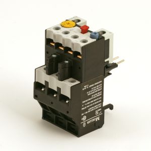 003B. Overstrømsrelé ZB 12-12