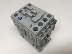 068. Kontaktor 9a Res.d